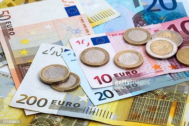 Configurazione dell’euro prima della decisione della BCE